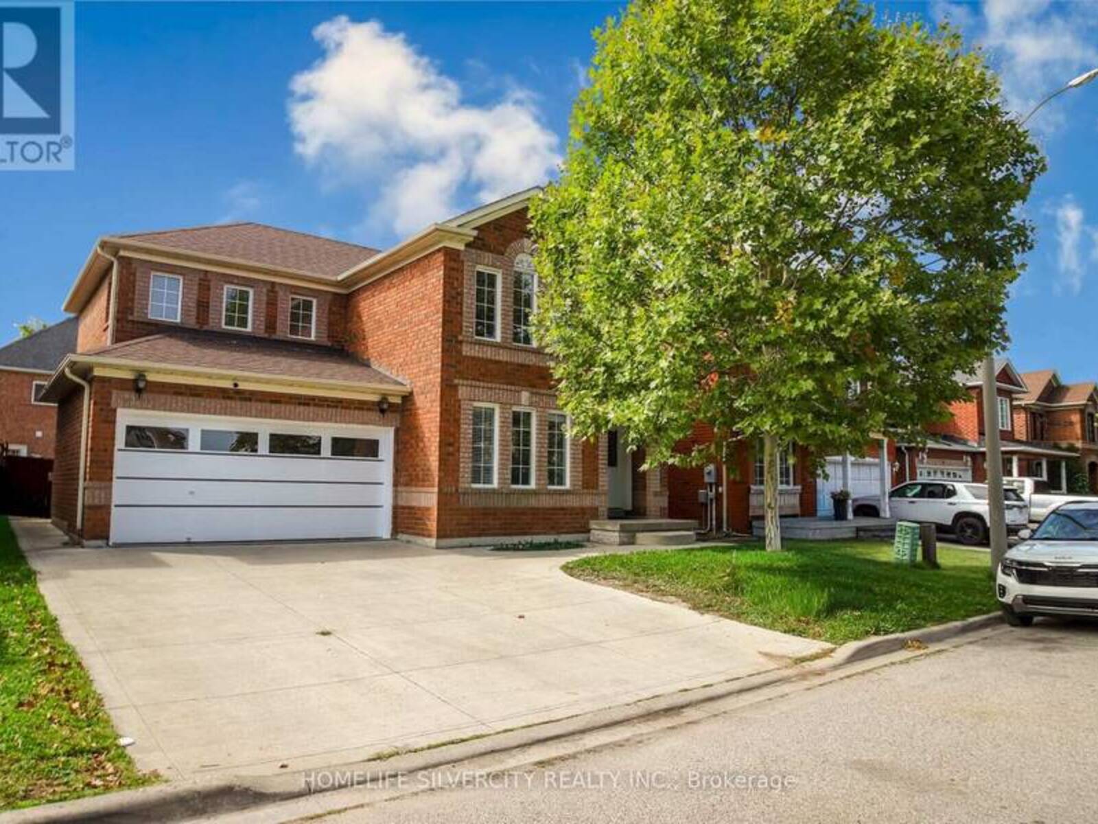 22 MEADOW GLADE ROAD, Brampton, Ontario L6R 1Z7