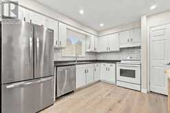 365 BLUE FOREST DRIVE | London Ontario | Slide Image Eight