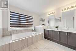 33 BILL GUY DRIVE | Georgina Ontario | Slide Image Thirty-eight