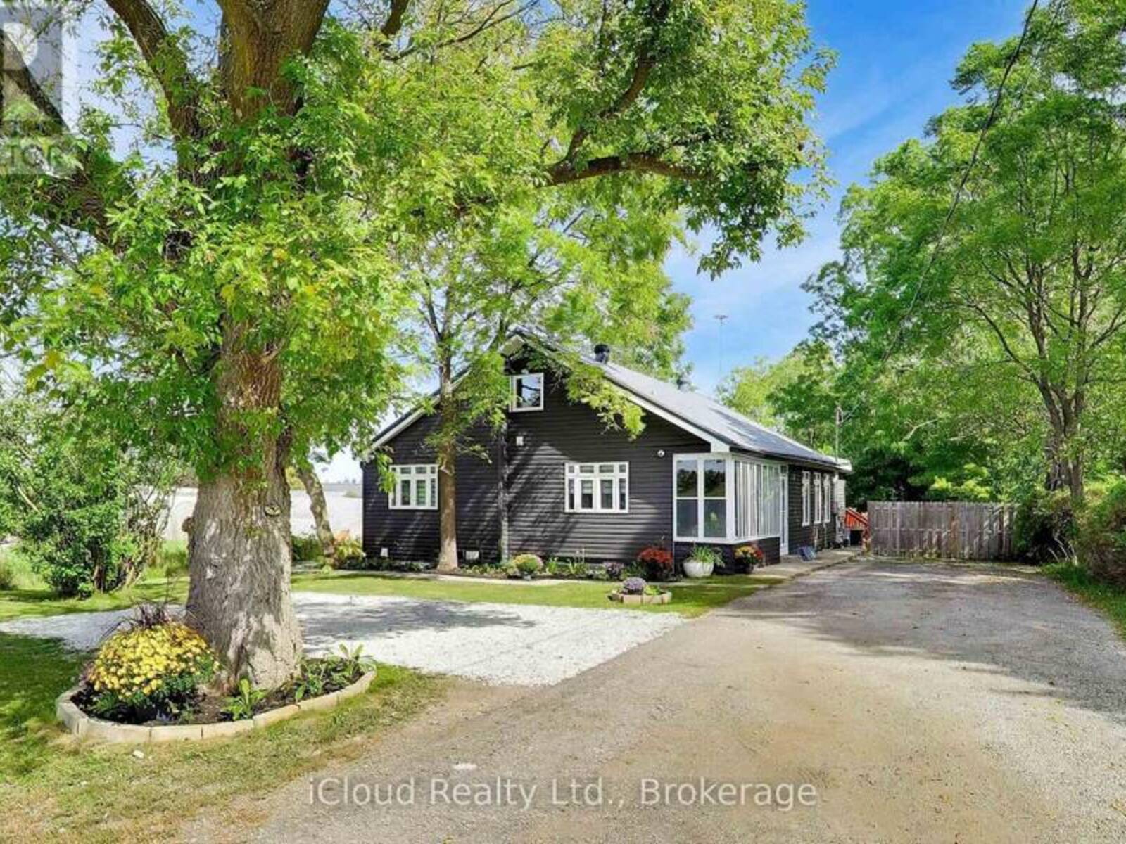 16175 JANE STREET, King, Ontario L7B 0G3