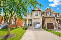 47 LEGION WAY | Angus Ontario | Slide Image One