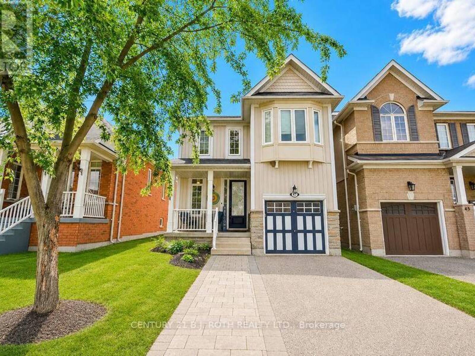 47 LEGION WAY, Angus, Ontario L0M 1B5