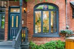 140 SPRUCE STREET | Toronto Ontario | Slide Image Four