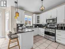 61 WOLF TRAIL CRESCENT | Richmond Hill Ontario | Slide Image Sixteen