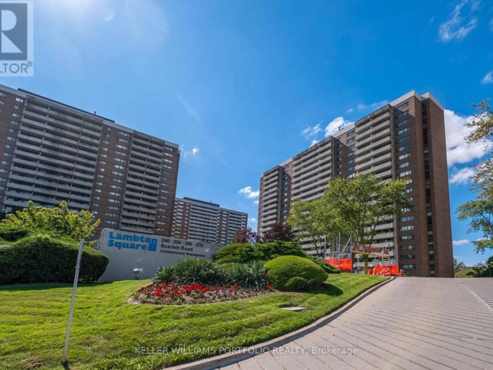 101 - 260 SCARLETT ROAD, Toronto, Ontario M6N 4X6