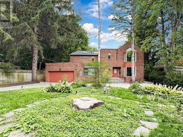 40 DONINO AVENUE Toronto Ontario, M4N 2W7 - 6 Bedrooms Home For Sale
