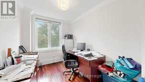 3 STINSON CIRCLE | Toronto Ontario | Slide Image Sixteen