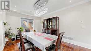 3 STINSON CIRCLE | Toronto Ontario | Slide Image Nine