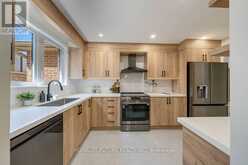 37 SOUTH SHIELDS AVENUE | Toronto Ontario | Slide Image Nine