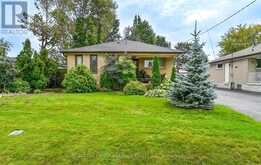 1020 WARDMAN CRESCENT | Whitby Ontario | Slide Image Two