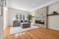 37 MYNDEN WAY | Newmarket Ontario | Slide Image Eight