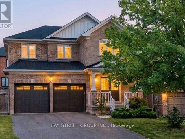 37 MYNDEN WAY Newmarket Ontario, L3X 3A7 - 4 Bedrooms Home For Sale