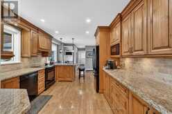8 GRANT COURT | East Gwillimbury Ontario | Slide Image Thirteen