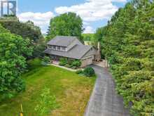 8 GRANT COURT | East Gwillimbury Ontario | Slide Image One