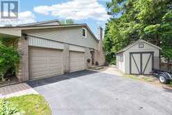 8 GRANT COURT | East Gwillimbury Ontario | Slide Image Five