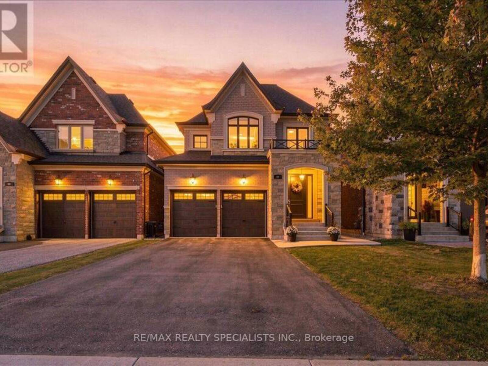 90 PROFESSOR DAY DRIVE, Bradford West Gwillimbury, Ontario L3Z 4J3