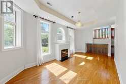 209 REDSTONE ROAD | Richmond Hill Ontario | Slide Image Three