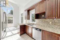 209 REDSTONE ROAD | Richmond Hill Ontario | Slide Image Eight
