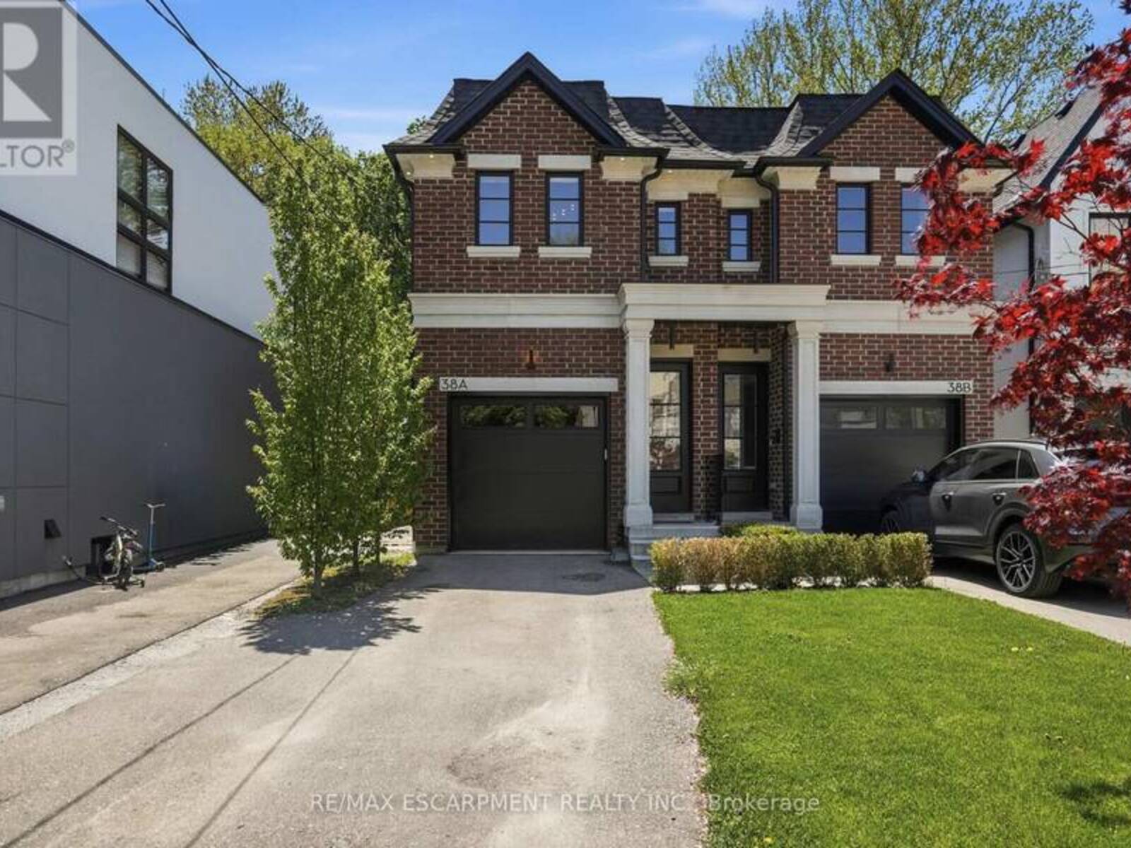38A MAPLE AVENUE N, Mississauga, Ontario L5H 2S1