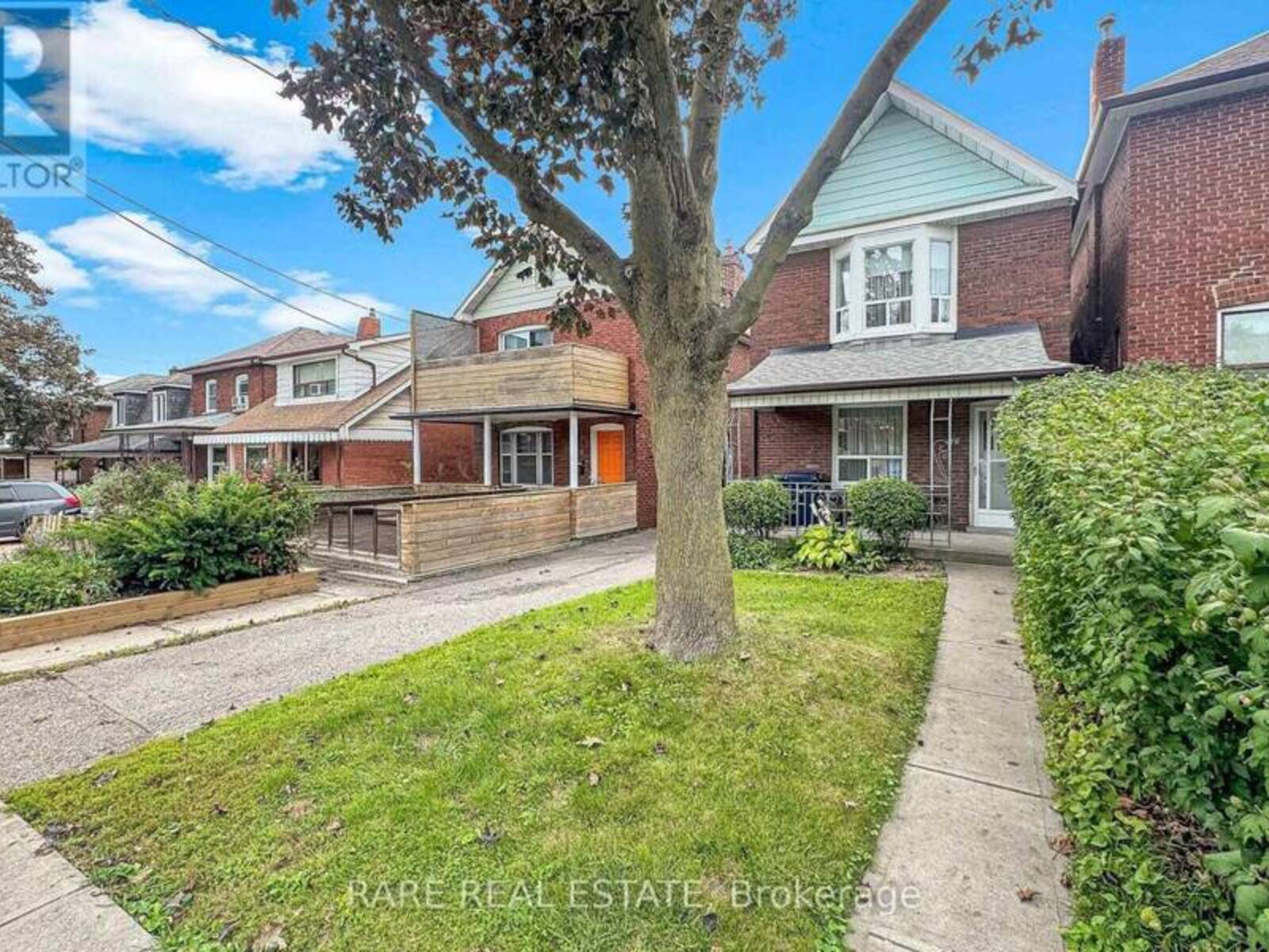 180 ATLAS AVENUE, Toronto, Ontario M6C 3P5