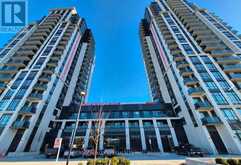 1504 - 204 BURNHAMTHORPE ROAD E | Mississauga Ontario | Slide Image Thirty