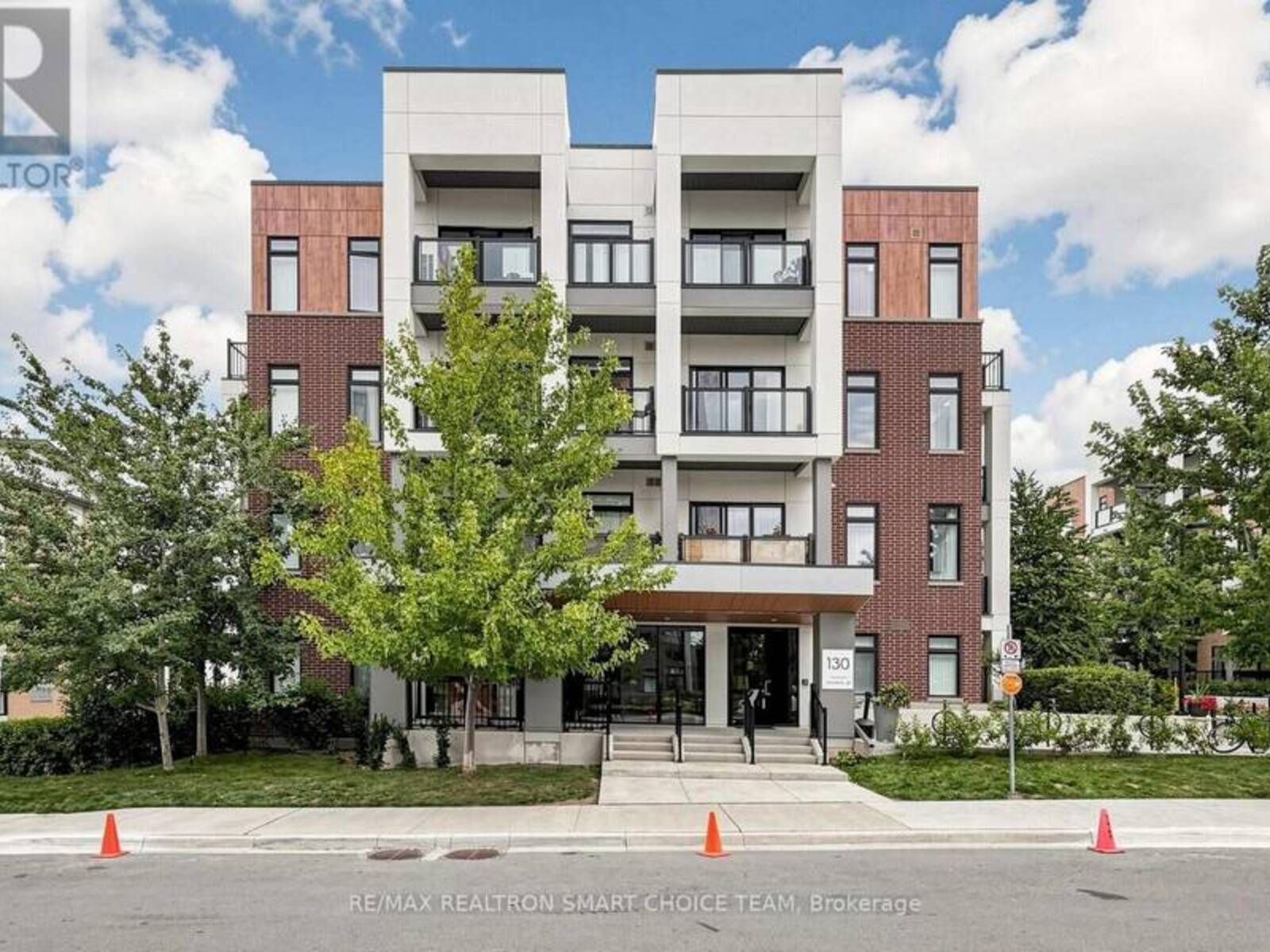 108 - 130 CANON JACKSON DRIVE, Toronto, Ontario M5M 0B7