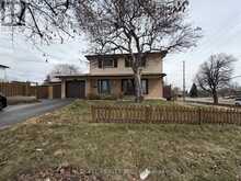 135 MOUNTAINVIEW ROAD S | Halton Hills Ontario | Slide Image Two