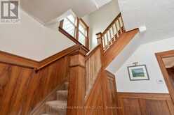 48 CHATSWORTH DRIVE | Toronto Ontario | Slide Image Nine