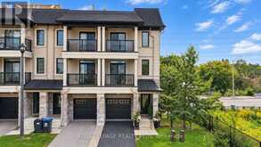 560 RAPIDS LANE | Mississauga Ontario | Slide Image Three