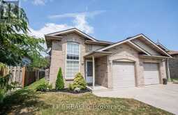 11866 BROUILLETTE COURT | Tecumseh Ontario | Slide Image One