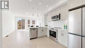 1 - 70 GREEN GARDENS BOULEVARD | Toronto Ontario | Slide Image Eight