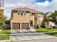92 ERICKSON DRIVE Whitby Ontario, L1N 8V3