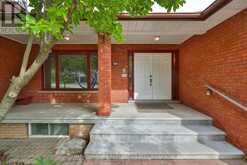 113 BOND CRESCENT | Richmond Hill Ontario | Slide Image Two