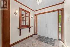 113 BOND CRESCENT | Richmond Hill Ontario | Slide Image Three