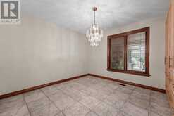 113 BOND CRESCENT | Richmond Hill Ontario | Slide Image Nine