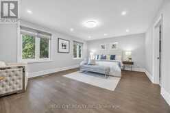 52 FENWICK CRESCENT | Markham Ontario | Slide Image Thirty-two