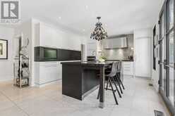 8 WILGAR ROAD | Toronto Ontario | Slide Image Twelve