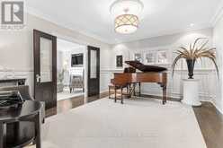 8 WILGAR ROAD | Toronto Ontario | Slide Image Eight