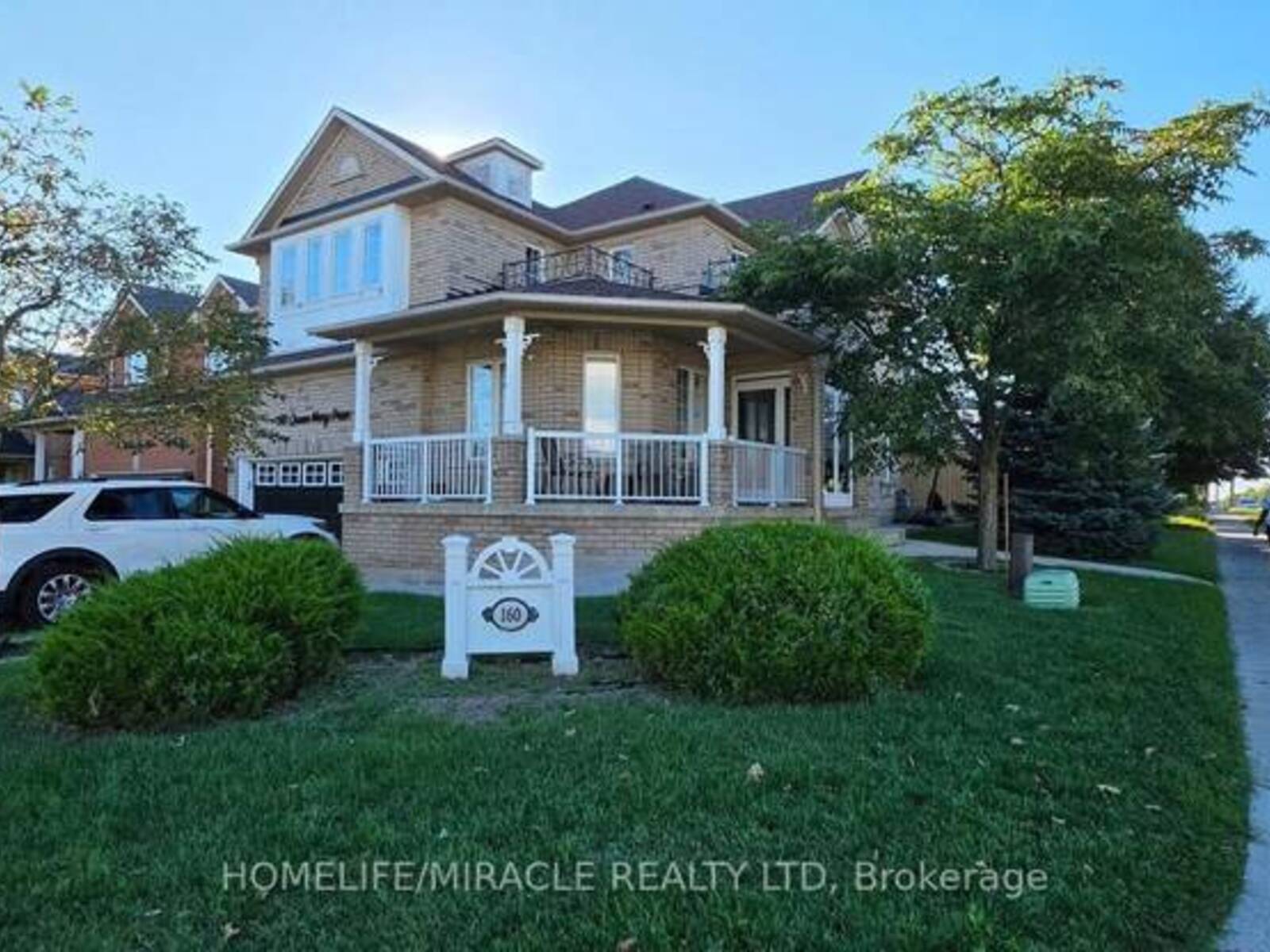 160 QUEEN MARY DRIVE, Brampton, Ontario L7A 1Z6