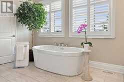 3124 PARSONAGE CRESCENT | Oakville Ontario | Slide Image Thirty
