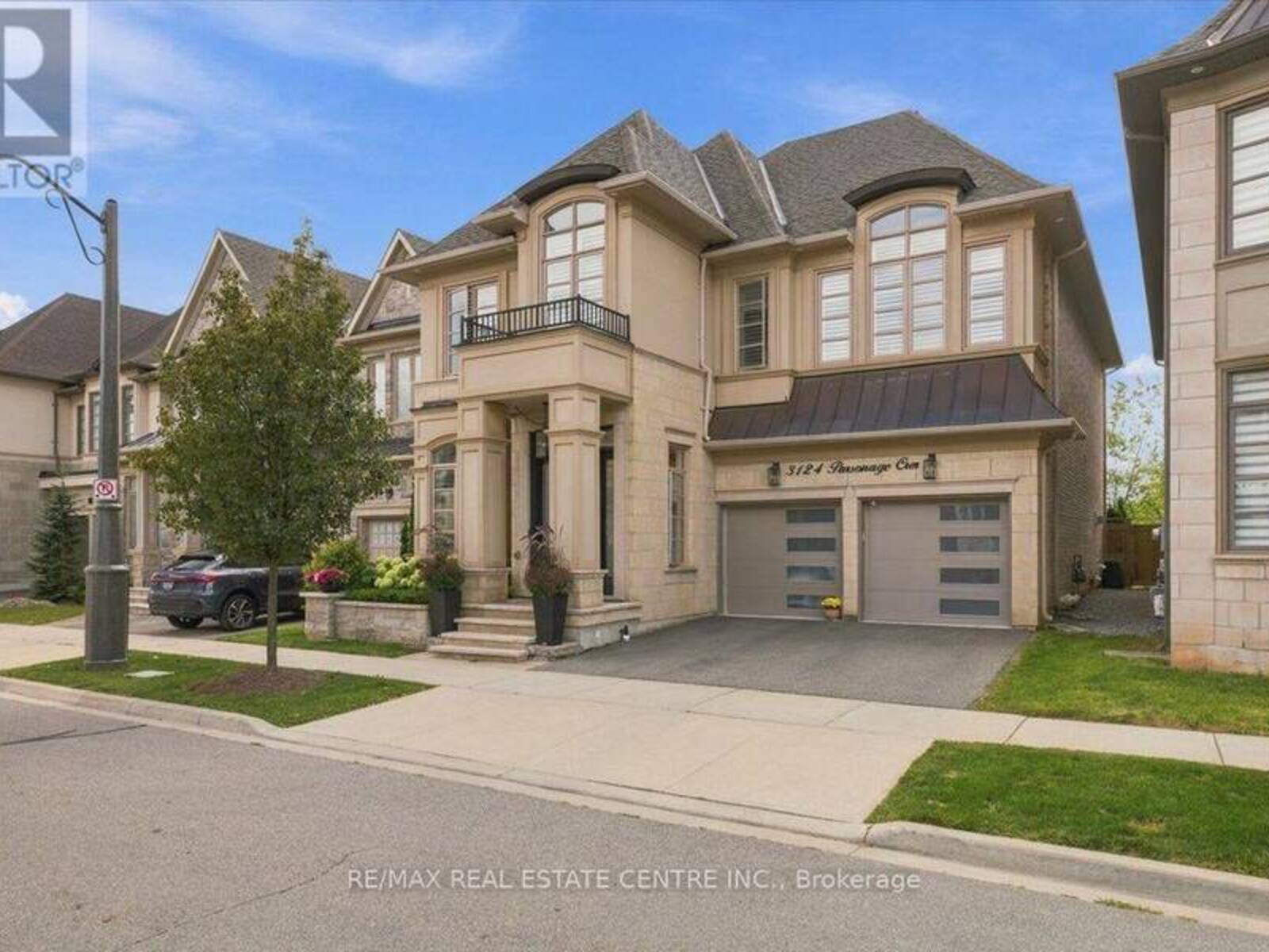 3124 PARSONAGE CRESCENT, Oakville, Ontario L6H 0T9