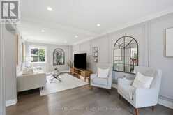 513 MAPLEHURST AVENUE | Oakville Ontario | Slide Image Sixteen