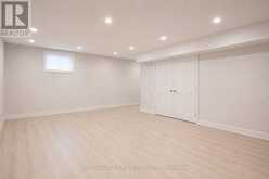 395 KLEIN CIRCLE | Hamilton Ontario | Slide Image Thirty