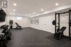 395 KLEIN CIRCLE | Hamilton Ontario | Slide Image Thirty-one