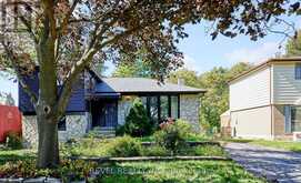1260 ILONA PARK ROAD | Pickering Ontario | Slide Image Three