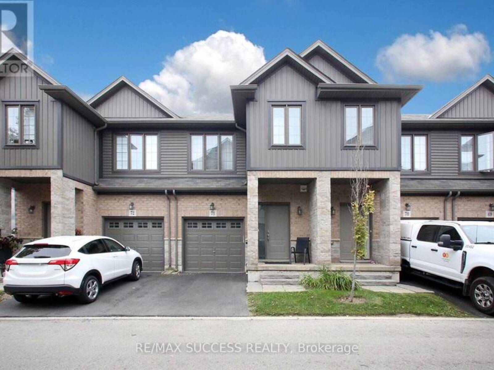 71 - 377 GLANCASTER ROAD, Hamilton, Ontario L9G 0G4