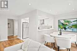 TH18 - 100 ARBORS LANE | Vaughan Ontario | Slide Image Ten