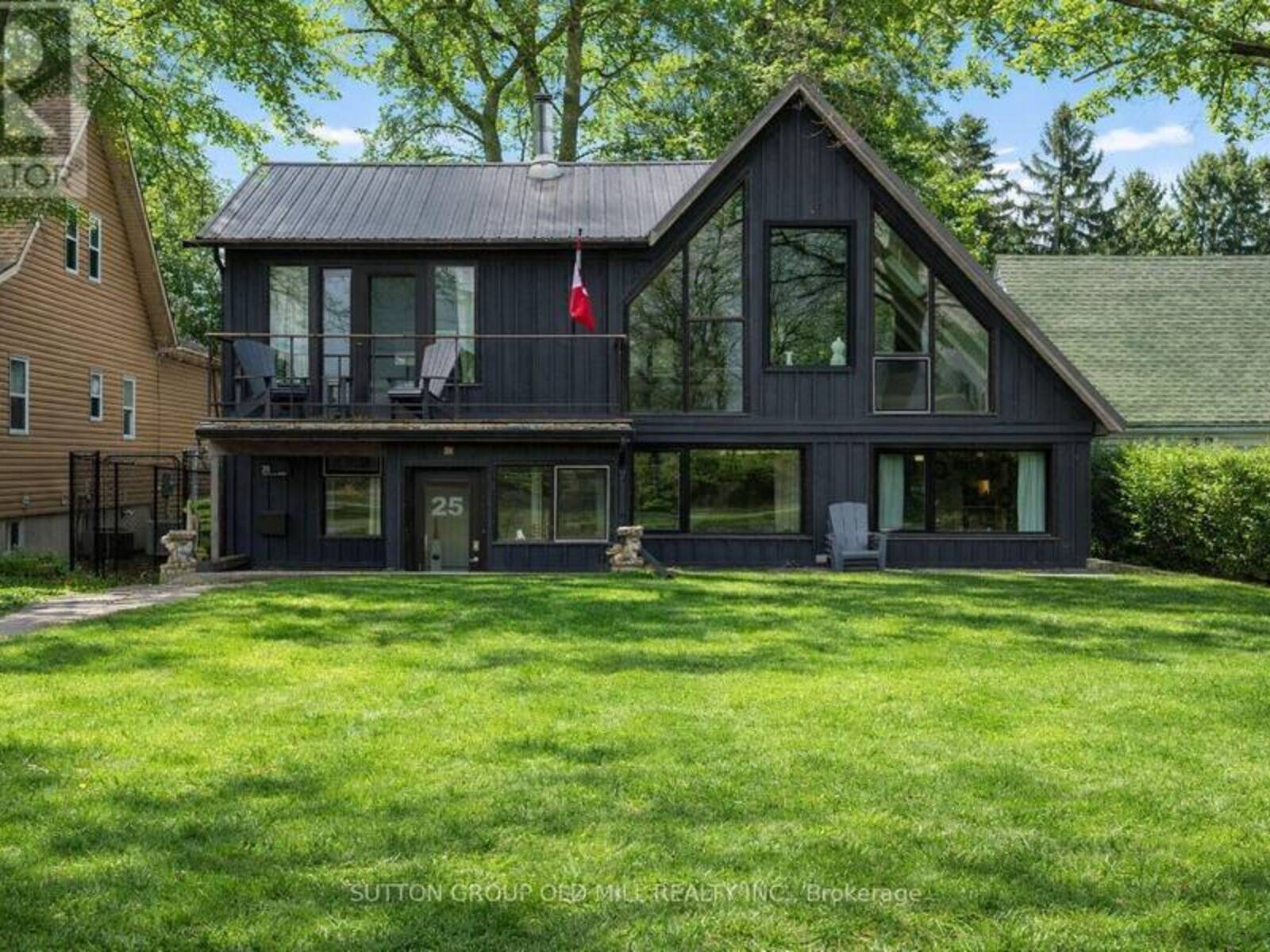 25 LAKESHORE ROAD W, Port Colborne, Ontario L3K 2S2