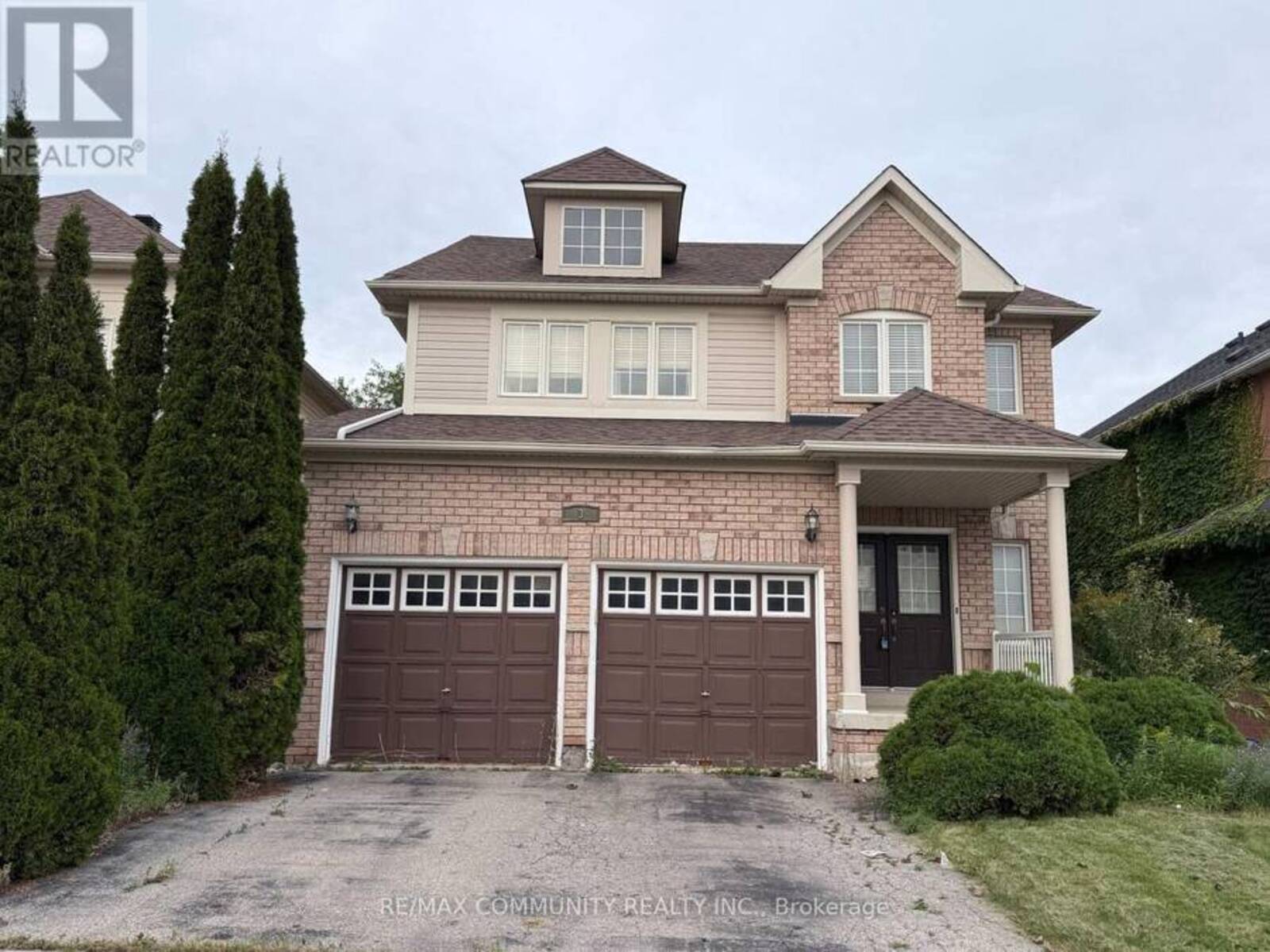3 BAYCLIFFE DRIVE, Whitby, Ontario L1P 1W8