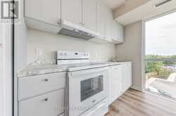 LP-17 - 50 HERRICK AVENUE | St. Catharines Ontario | Slide Image Sixteen